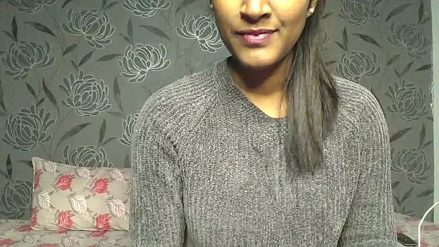 Snapshot of mickle_james chatting on January 2026 02:32:01 PM mickle james online show from January 2026 02:32:01 PM