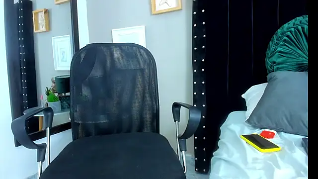 Mathewboy1 online show from September 2025 11:48:01 PM