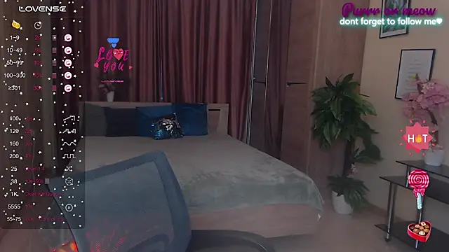 Snapshot of LiSinDoll chatting on October 2025 01:25:01 AM LiSinDoll online show from October 2025 01:25:01 AM