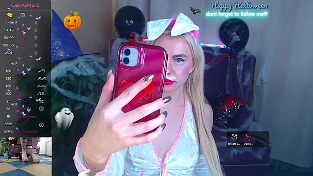 Snapshot of LiSinDoll chatting on October 2025 07:31:01 AM LiSinDoll online show from October 2025 07:31:01 AM