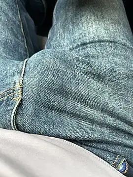 Cruel00 online show from October 2025 09:43:01 AM