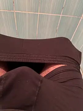 Snapshot of Cruel00 chatting on January 2026 10:24:02 PM Cruel00 online show from January 2026 10:24:02 PM