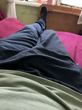 Snapshot of Cruel00 chatting on February 2026 12:28:01 PM Cruel00 online show from February 2026 12:28:01 PM