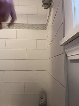 Buck2000 online show from April 2026 01:31:01 PM