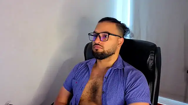 Ernesto-Rodriguez82 online show from May 2026 02:14:01 PM