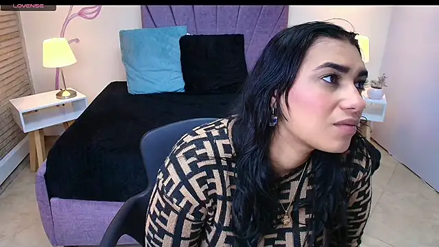 Snapshot of Lia_Blake_ chatting on November 2025 12:20:01 PM Lia Blake online show from November 2025 12:20:01 PM