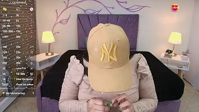 Snapshot of Lia_Blake_ chatting on November 2025 12:20:01 PM Lia Blake online show from November 2025 12:20:01 PM