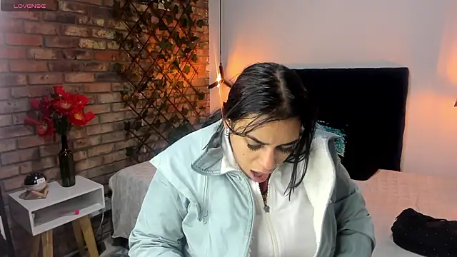 Snapshot of Lia_Blake_ chatting on February 2026 12:36:01 PM Lia Blake online show from February 2026 12:36:01 PM