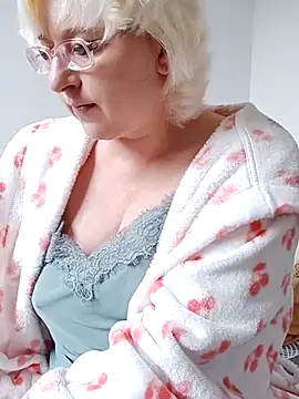 VikaKing online show from September 2025 09:03:01 AM