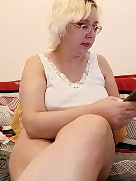 VikaKing online show from October 2025 07:47:02 PM