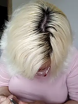 VikaKing online show from October 2025 08:37:01 AM