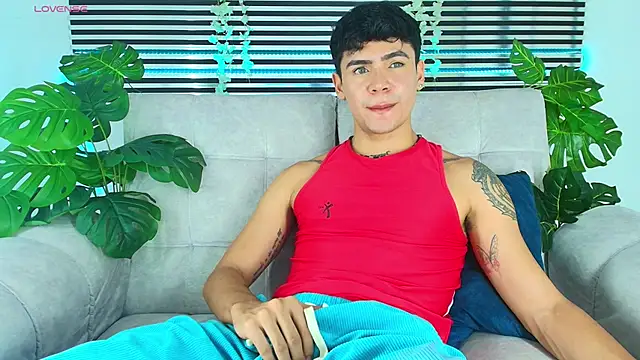 CamiiGuzmanX online show from April 2026 08:25:02 PM