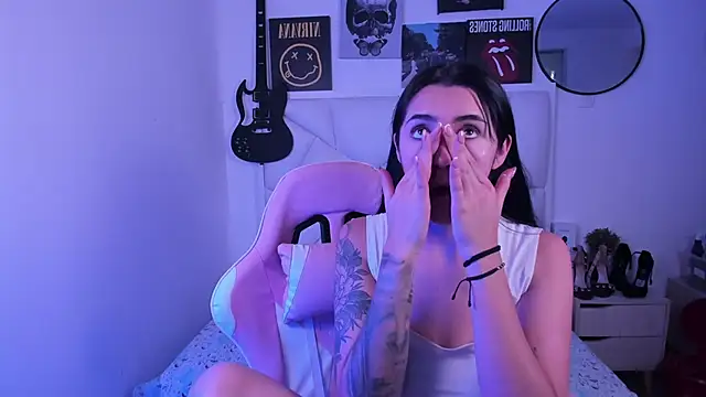 Snapshot of Carla_Bonnet chatting on February 2026 09:25:02 PM Carla Bonnet online show from February 2026 09:25:02 PM