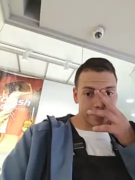 Thomasjons  online show from May 2026 05:10:01 PM