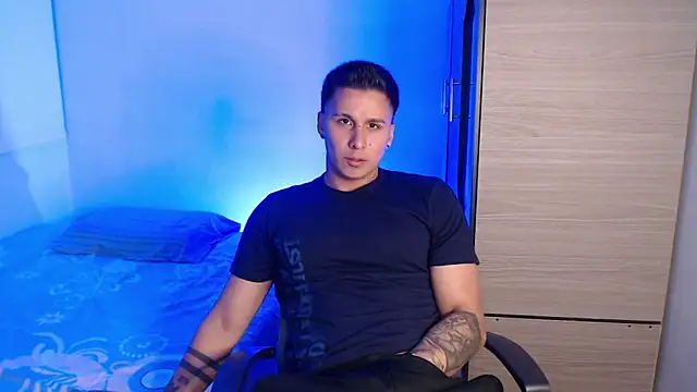 valentinosex1 online show from January 2026 10:24:01 PM