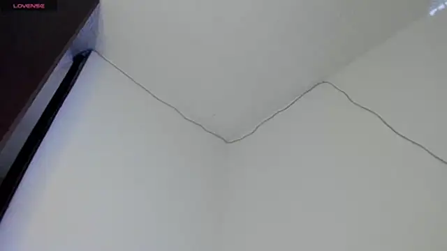 axel davis  online show from December 2025 02:06:02 AM