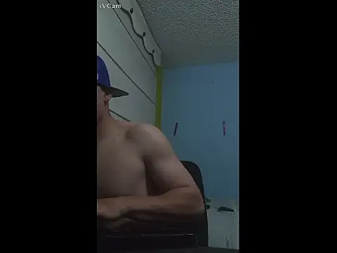 Snapshot of Saantiiagoooo chatting on April 2026 06:08:01 AM Saantiiagoooo online show from April 2026 06:08:01 AM