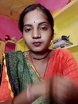 Snapshot of Hot_bbbb chatting on October 2025 07:04:02 PM Hot bbbb online show from October 2025 07:04:02 PM