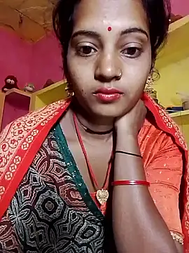 Snapshot of Hot_bbbb chatting on November 2025 07:04:02 PM Hot bbbb online show from November 2025 07:04:02 PM