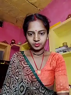 Snapshot of Hot_bbbb chatting on November 2025 08:33:02 PM Hot bbbb online show from November 2025 08:33:02 PM