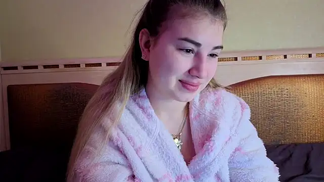 Snapshot of sugarskitty chatting on February 2026 12:04:01 PM sugarskitty online show from February 2026 12:04:01 PM