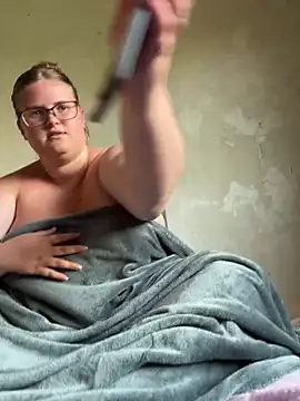 CurvyPaar2 online show from May 2026 02:24:02 PM
