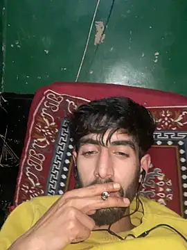 Snapshot of lyath3245 chatting on February 2026 07:32:02 PM lyath3245 online show from February 2026 07:32:02 PM