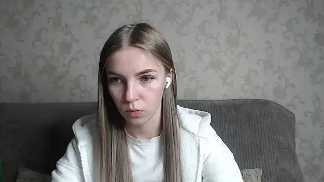 Snapshot of HitGyrl chatting on February 2026 12:53:01 AM HitGyrl online show from February 2026 12:53:01 AM