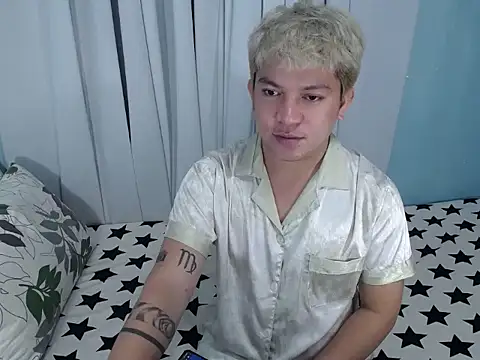 Fuckboii intown online show from November 2025 08:30:01 PM