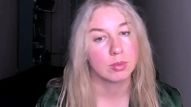 NancySanders online show from April 2026 07:22:02 PM