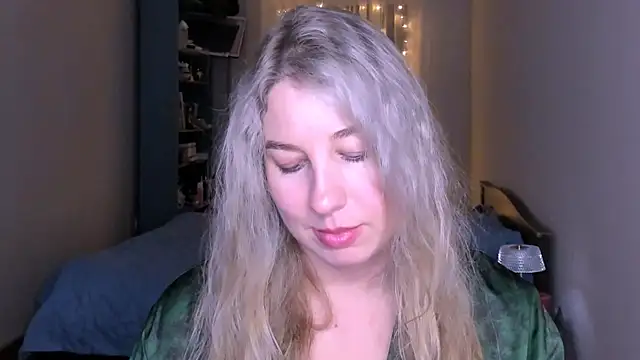 NancySanders online show from May 2026 07:18:01 PM