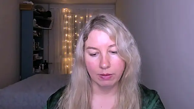 NancySanders online show from May 2026 08:18:02 PM