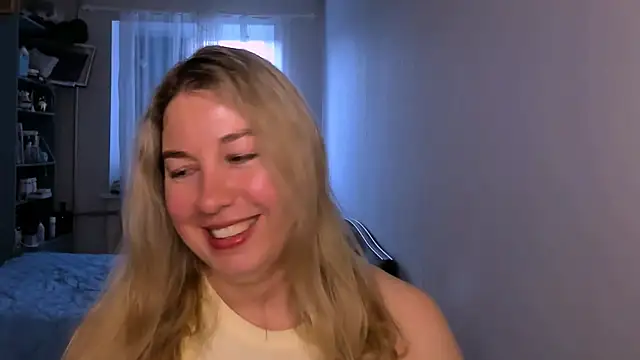 NancySanders online show from May 2026 03:43:01 PM