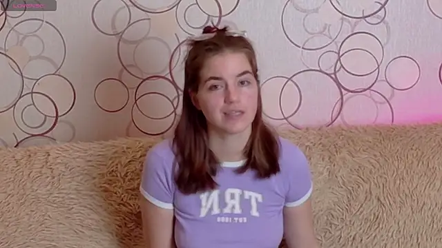 ElzaBlis online show from September 2025 01:02:02 PM