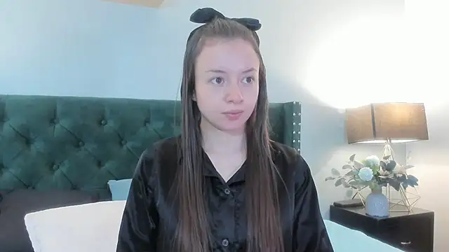 VioletaNova online show from May 2026 11:27:02 AM