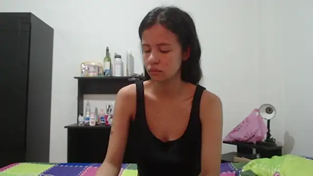 nathaly jones  online show from May 2026 12:13:02 PM