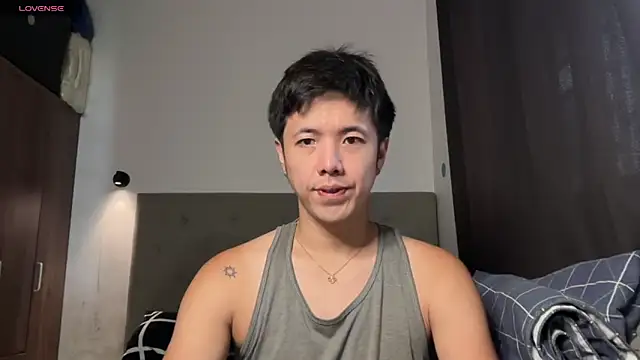 Snapshot of Addictiveboi chatting on June 2026 03:31:02 AM Addictiveboi online show from June 2026 03:31:02 AM