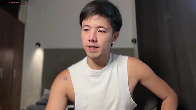 Snapshot of Addictiveboi chatting on July 2026 05:54:02 AM Addictiveboi online show from July 2026 05:54:02 AM