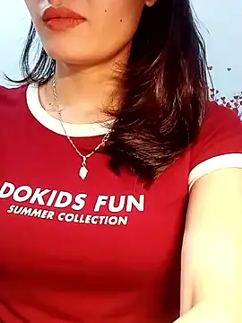 Hinna x online show from May 2026 02:34:02 PM