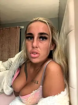 EllieMaeBaby online show from September 2025 08:43:01 PM