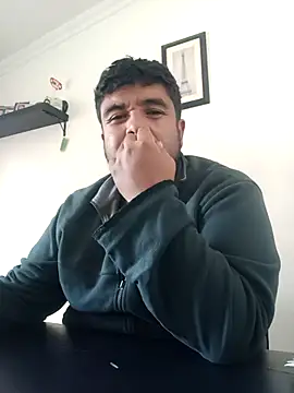 Snapshot of Rolo-Sumiso chatting on September 2025 01:02:02 PM Rolo-Sumiso online show from September 2025 01:02:02 PM