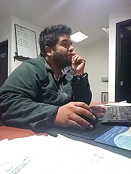 Snapshot of Rolo-Sumiso chatting on February 2026 09:43:01 PM Rolo-Sumiso online show from February 2026 09:43:01 PM