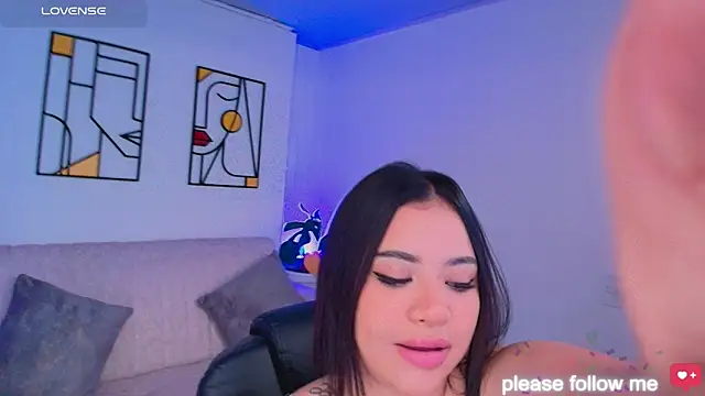 Snapshot of nicemiiaa7_ chatting on February 2026 09:33:01 PM nicemiiaa7 online show from February 2026 09:33:01 PM