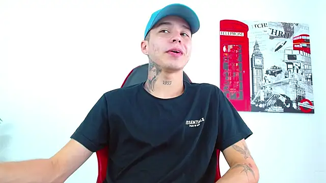 Cumandres18 online show from February 2026 02:47:01 PM