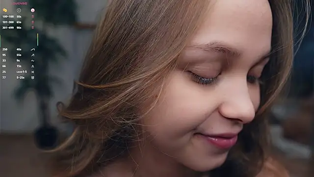 OdellaGillingham online show from September 2025 07:38:01 PM