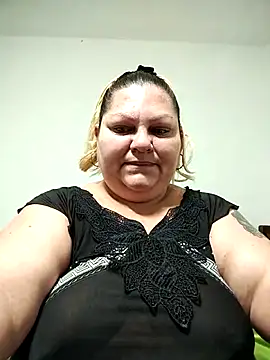 Snapshot of Miasmithr chatting on September 2025 07:34:01 AM Miasmithr online show from September 2025 07:34:01 AM