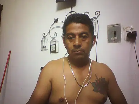 Snapshot of dantesex35 chatting on January 2026 08:19:02 AM dantesex35 online show from January 2026 08:19:02 AM