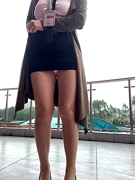 Snapshot of zhizhinaigai chatting on November 2025 03:06:02 AM zhizhinaigai online show from November 2025 03:06:02 AM