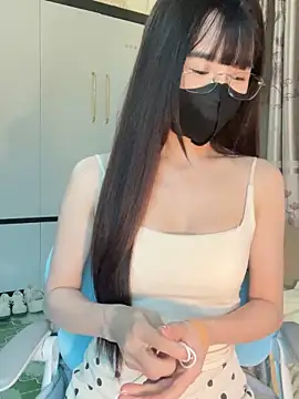 Dior baby online show from December 2025 04:28:02 AM