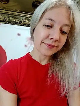 Snapshot of HeronDenni chatting on September 2025 02:00:02 AM HeronDenni online show from September 2025 02:00:02 AM